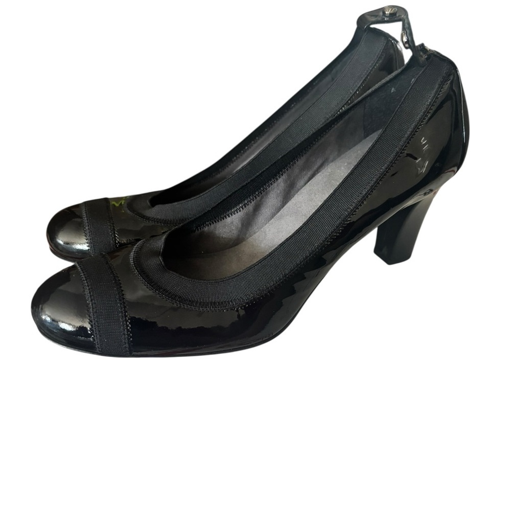 Stuart Weitzman Pumps Heels Women’s 8.5 Black  Cap Toe Career Patent Leather